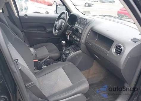 2016 Jeep Patriot Sport из США, поврежденный, VIN 1C4NJRBB8GD500948